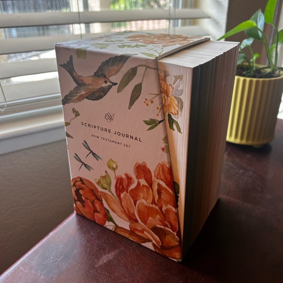 Scripture Journal New Testament Set - Picture 7 of 9